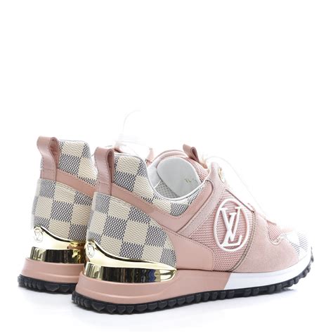 Louis Vuitton sneakers dam